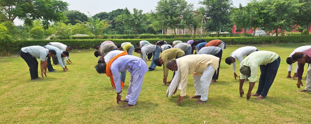 SMT. SANTOSH KUMARI PATHAK SMRITI MAHAVIDYALAYA,GURA BARELA,DATAGANJ,BUDAUN	